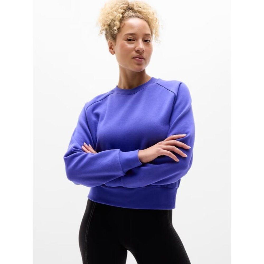 Athleta XS Easy Fleece Crew Sweatshirt Borealis X-Small Regular
